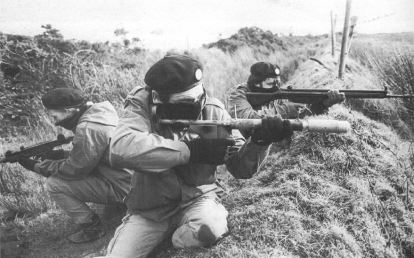 O IRA Provisório iniciou uma guerra de longa de duração que esperava desgastar os colonialistas britânicos